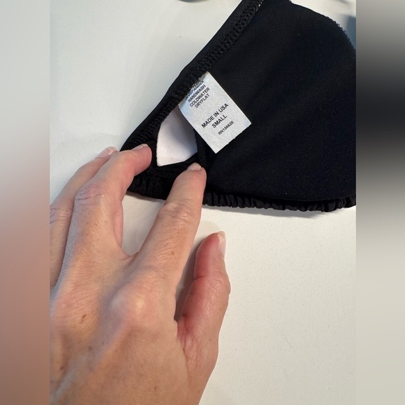 Black triangle bikini top padded adjustable size small NWT New - Picture 5 of 8